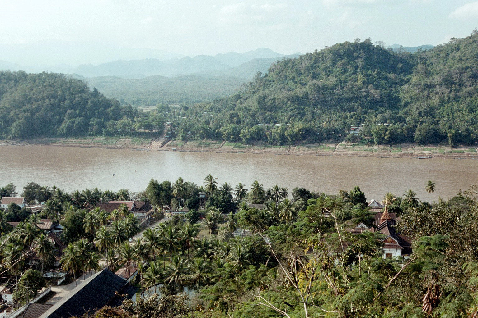 Luang Prabang Lao on Mekong river - Mar 2003