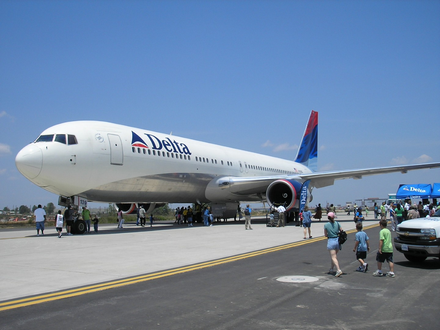 atlanta hartsfield airport 5th runway 5k run - may 2006