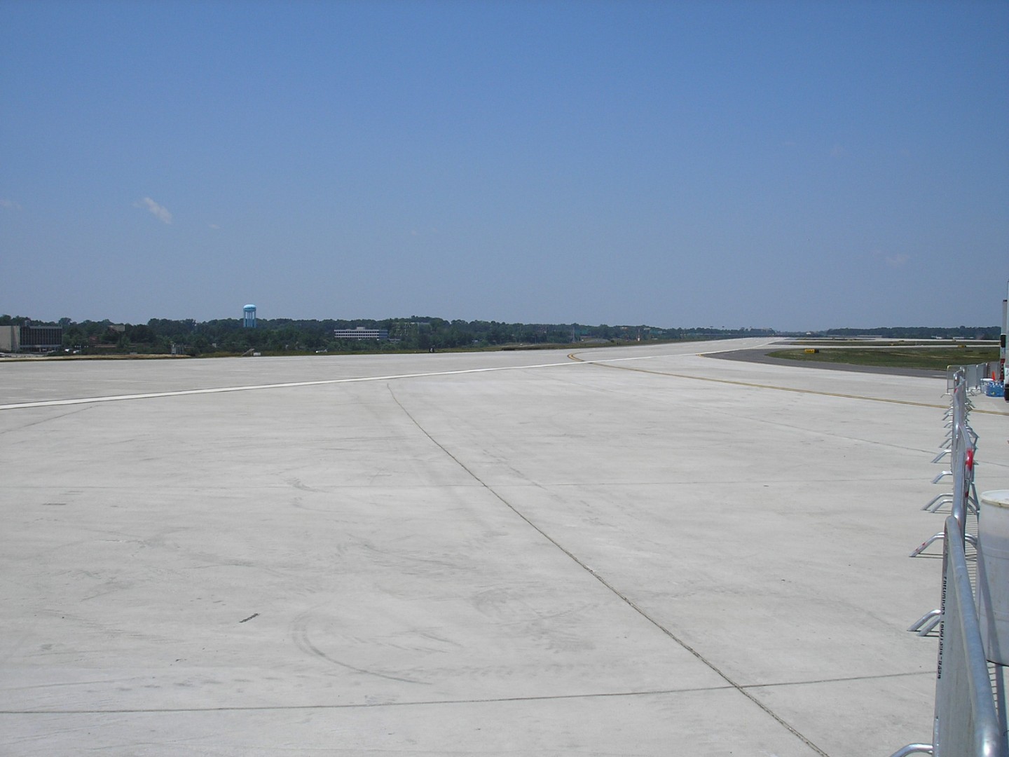 atlanta hartsfield airport 5th runway 5k run - may 2006
