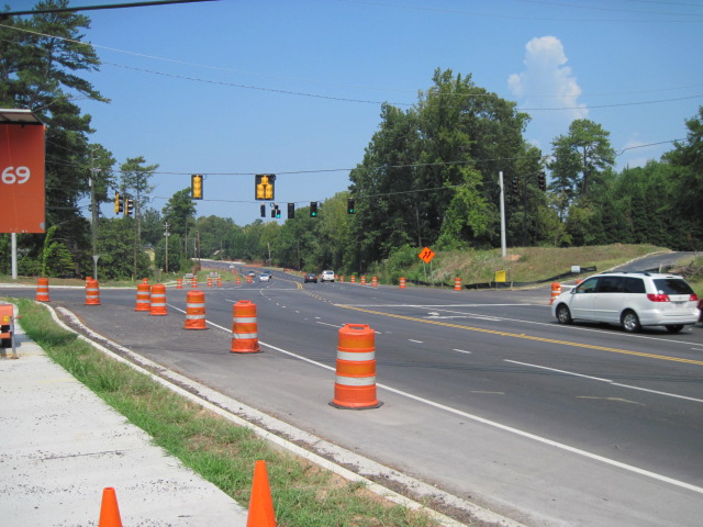 Abernathy Rd - Sandy Springs, Georgia - Aug 2011