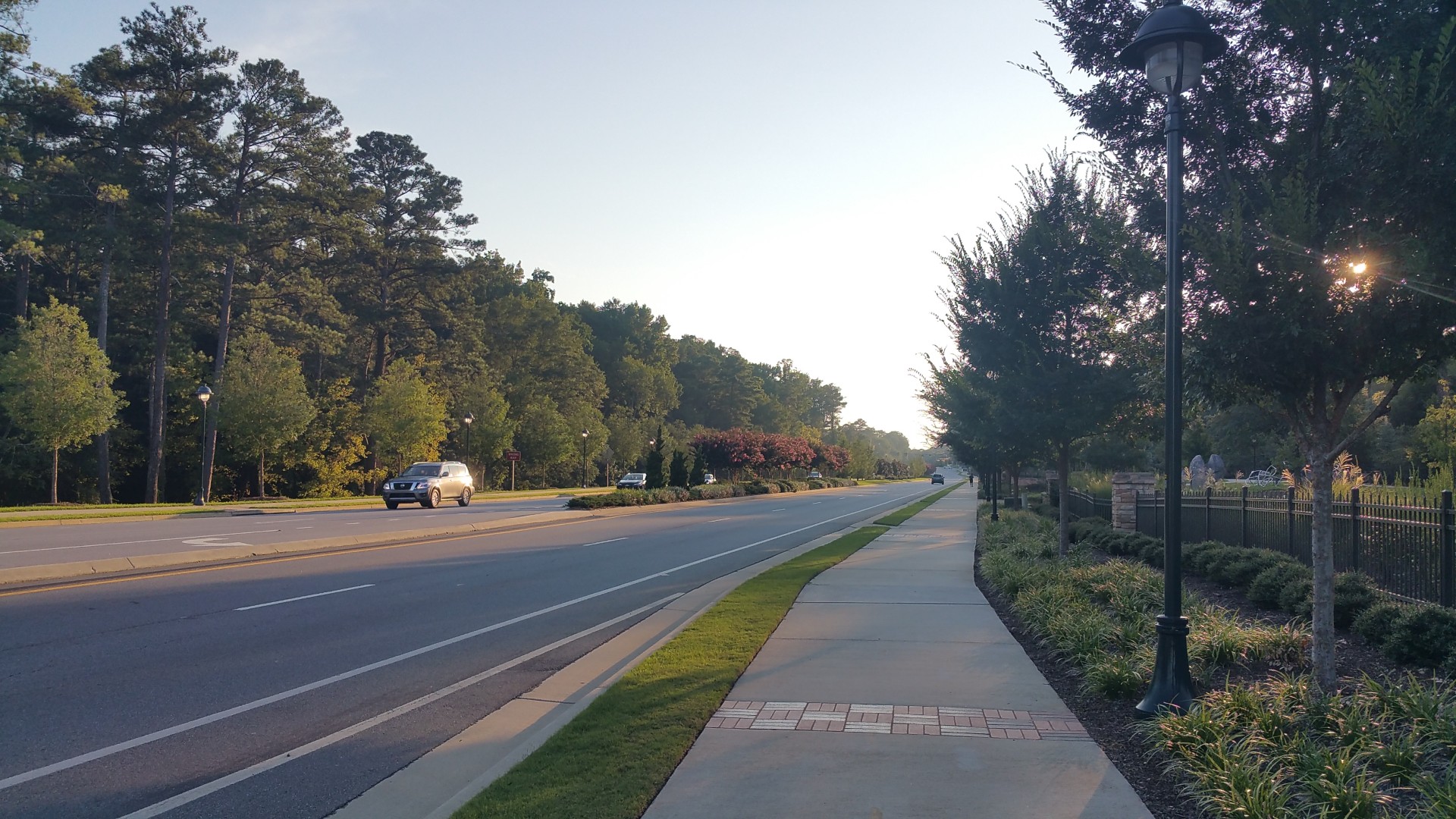 Abernathy Rd - Sandy Springs, Georgia - Aug 2017