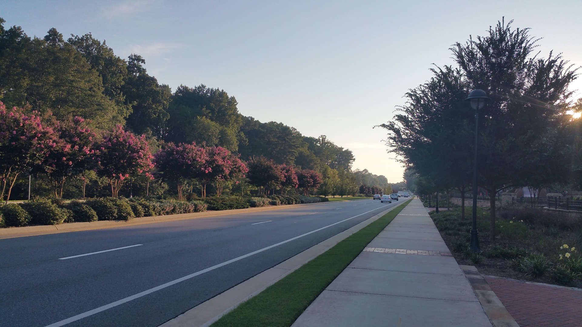 Abernathy Rd - Sandy Springs, Georgia - Aug 2017