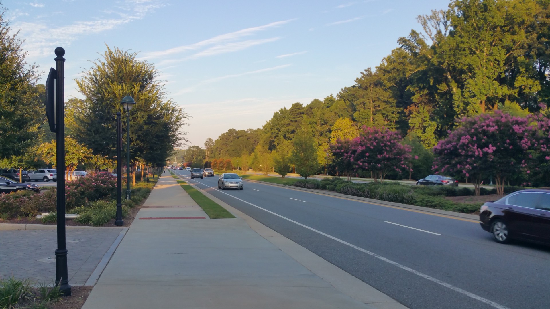 Abernathy Rd - Sandy Springs, Georgia - Aug 2017