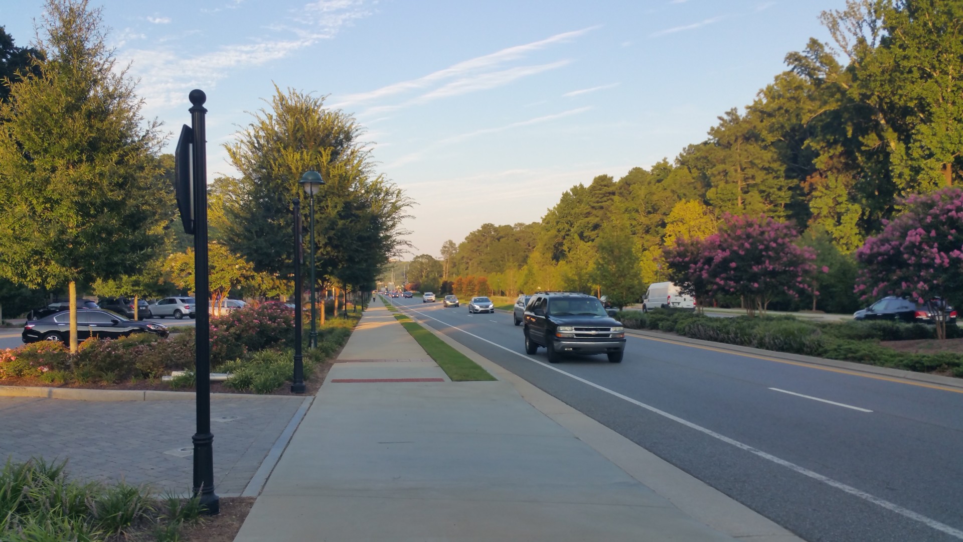 Abernathy Rd - Sandy Springs, Georgia - Aug 2017