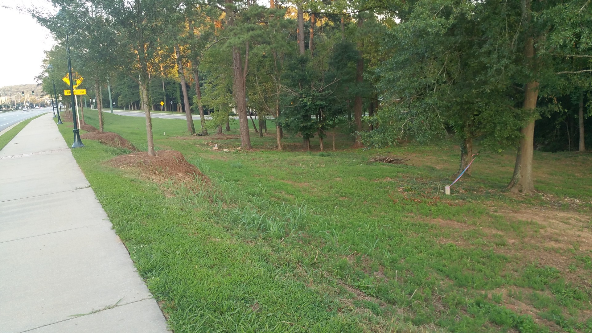 Abernathy Rd - Sandy Springs, Georgia - Aug 2017