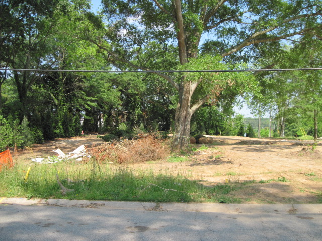 Abernathy Rd - Sandy Springs, Georgia - May 2011