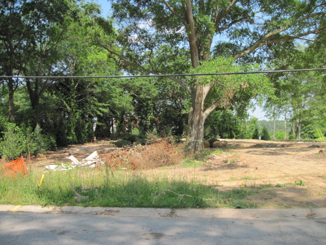 Abernathy Rd - Sandy Springs, Georgia - May 2011