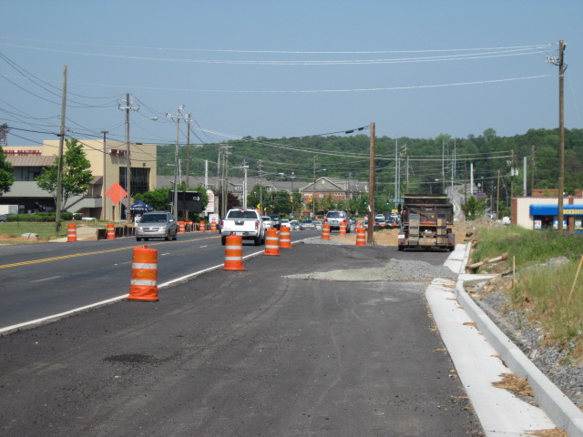 Abernathy Rd - Sandy Springs, Georgia - May 2011