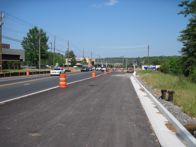 Abernathy Rd - Sandy Springs, Georgia - May 2011