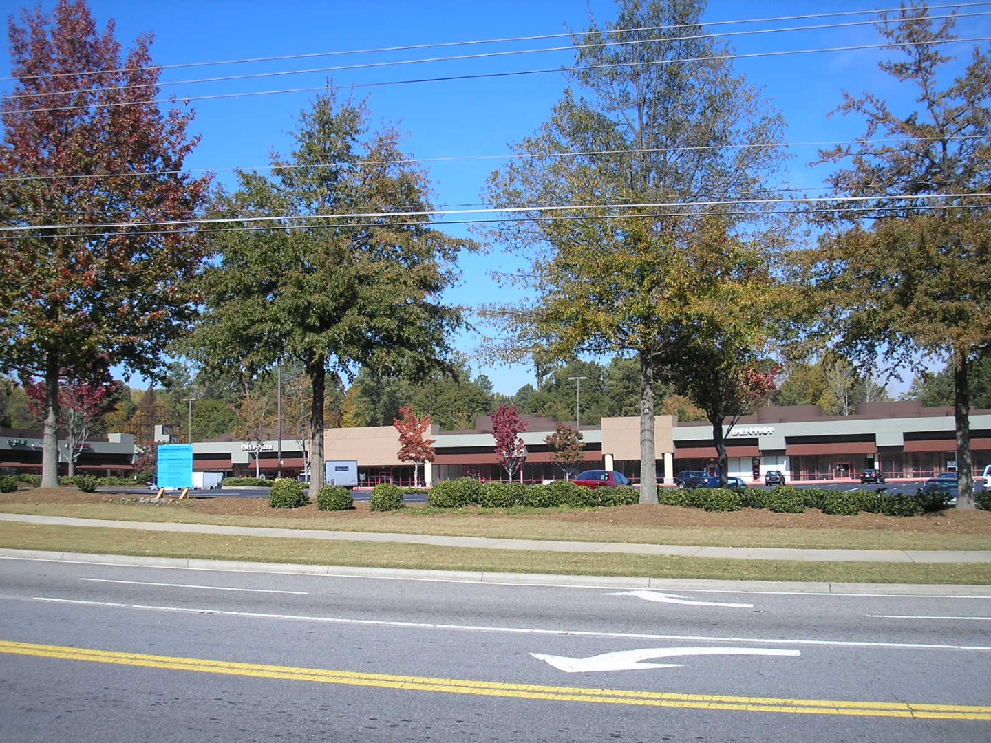 Abernathy Rd - Sandy Springs, Georgia - Nov 2007