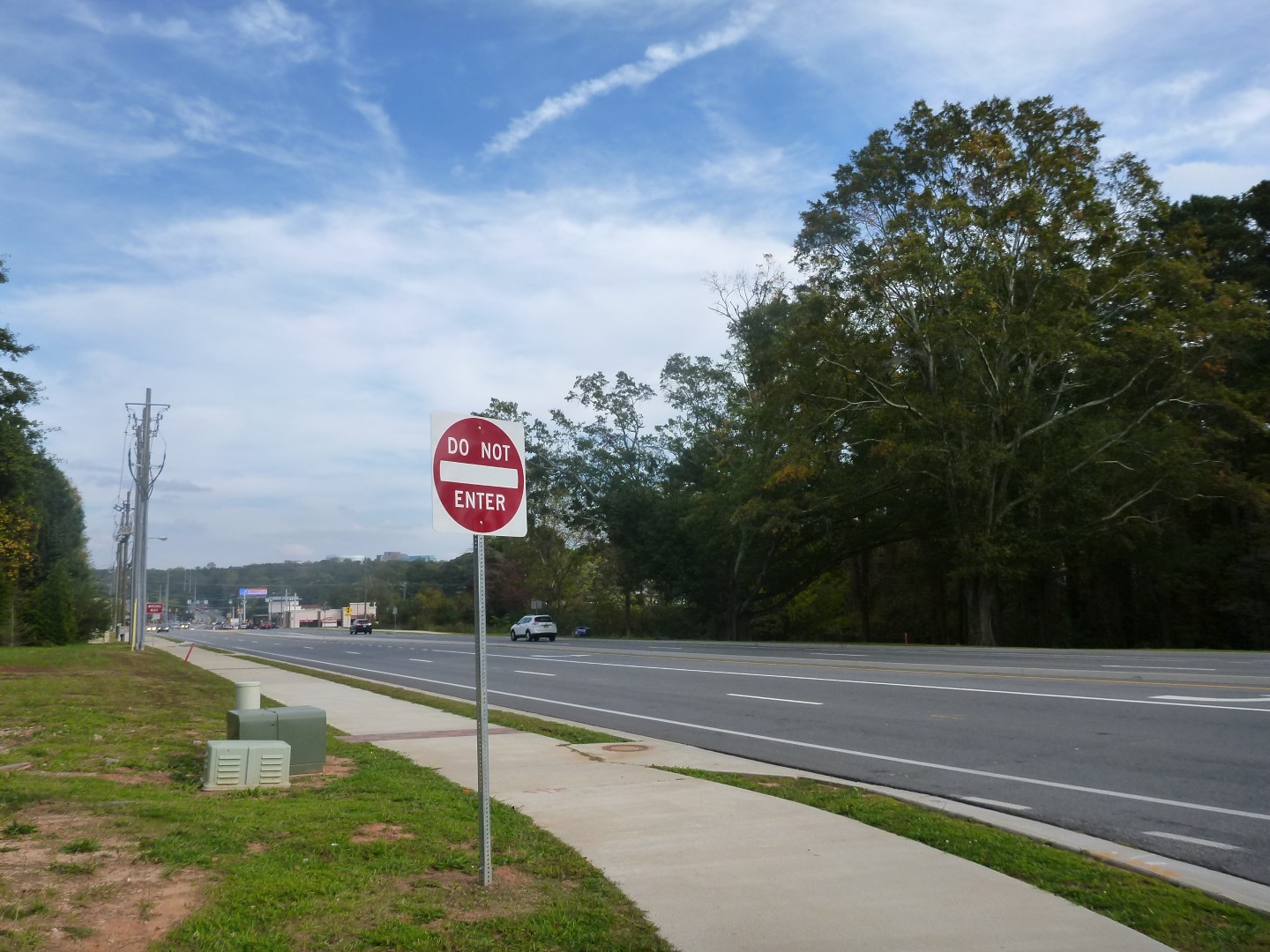 Abernathy Rd - Sandy Springs, Georgia - Oct 2014
