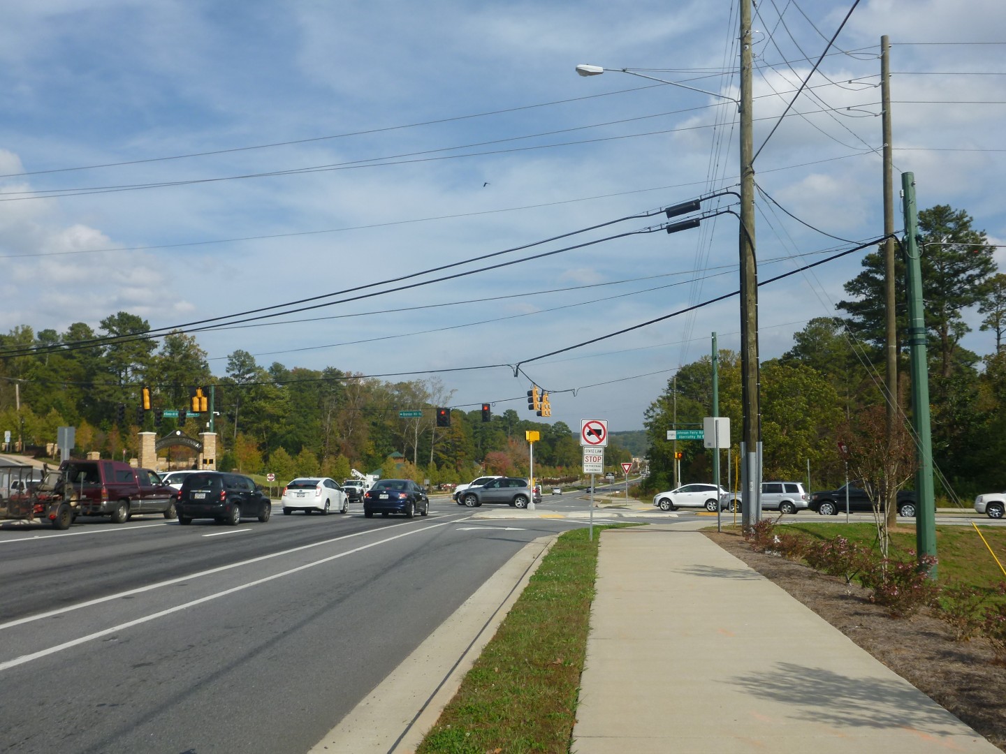 Abernathy Rd - Sandy Springs, Georgia - Oct 2014