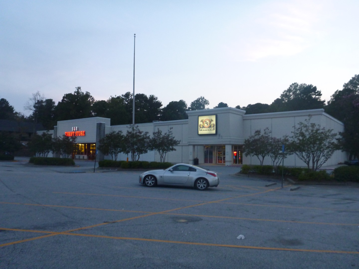 Abernathy Rd - Sandy Springs, Georgia - Sep 2012