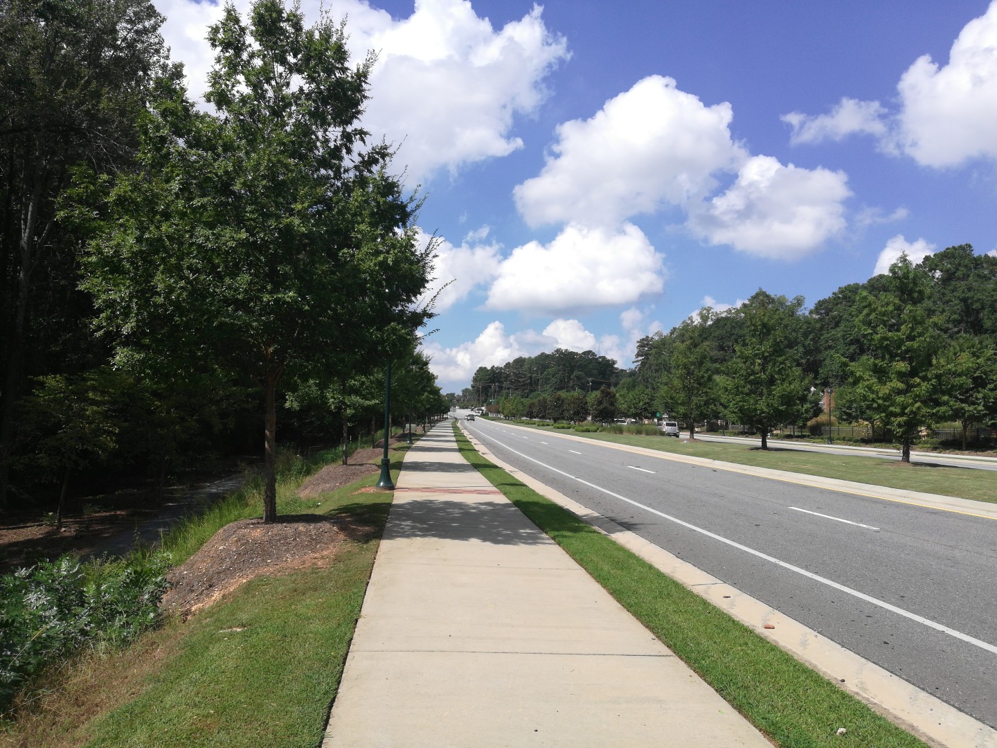 Abernathy Rd - Sandy Springs, Georgia - Sep 2018