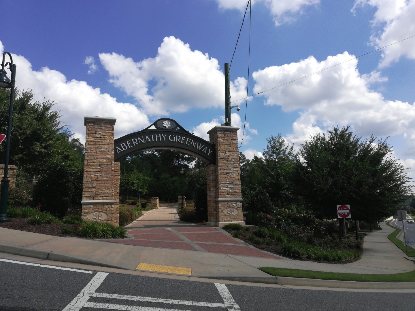 Abernathy Rd - Sandy Springs, Georgia - Sep 2018