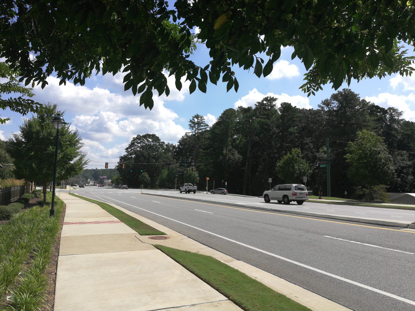 Abernathy Rd - Sandy Springs, Georgia - Sep 2018